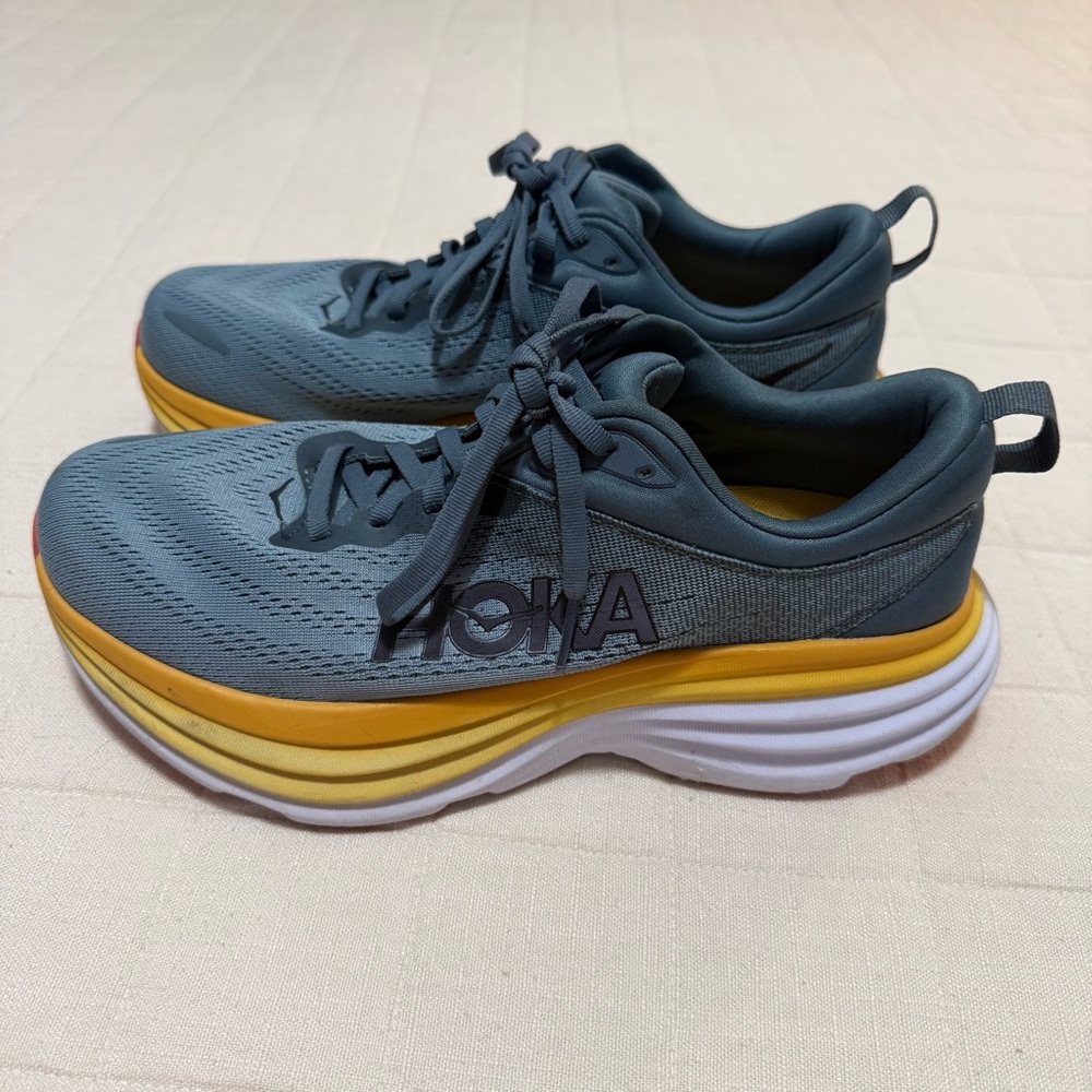 Hoka Bondi 8 Wide Running Sneaker